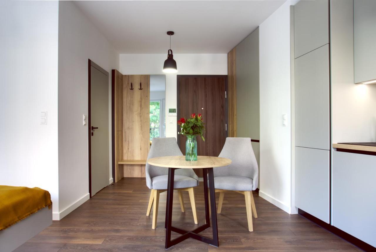 Essence Apartments Sapphire Poznań Extérieur photo