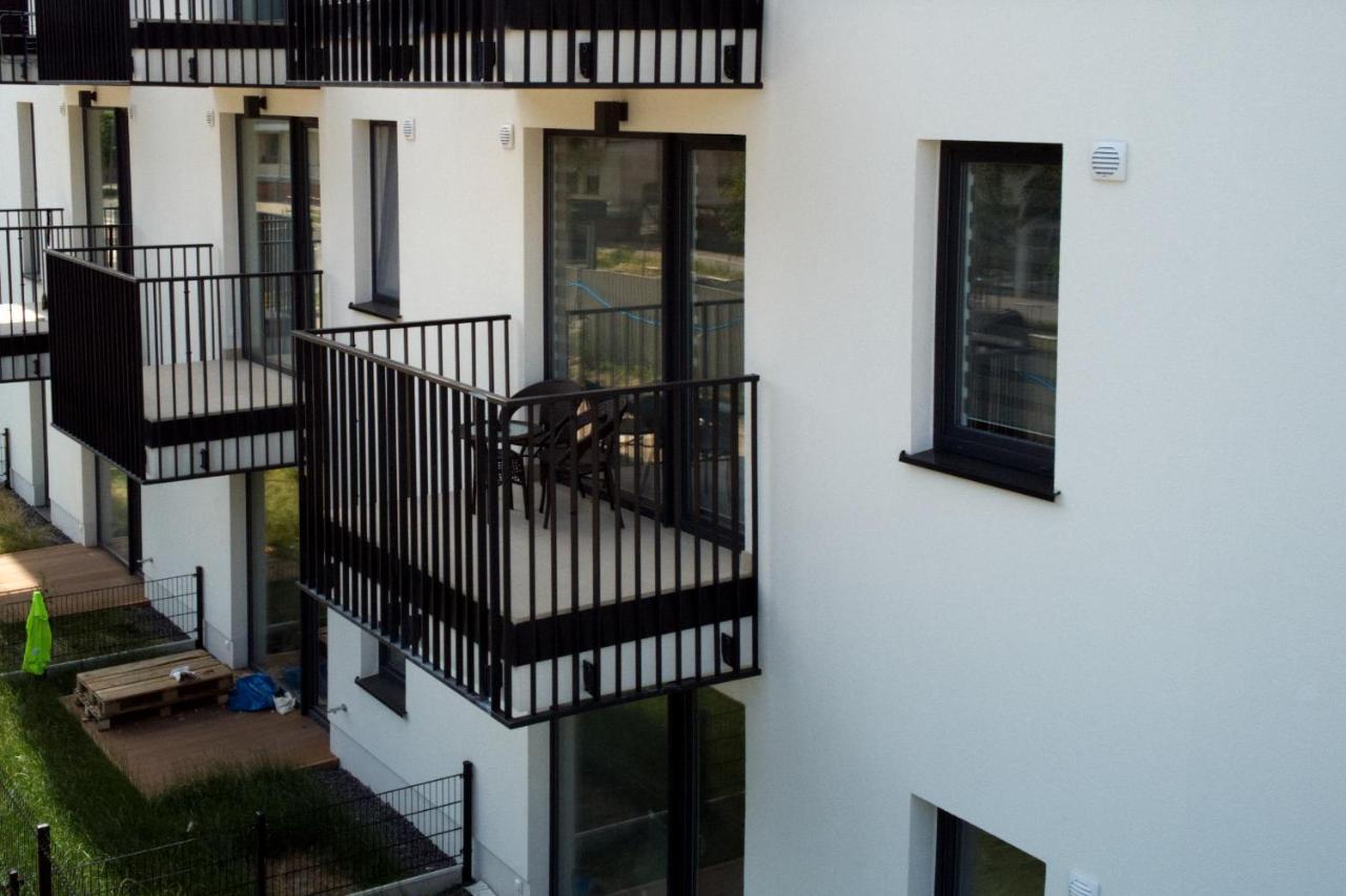 Essence Apartments Sapphire Poznań Extérieur photo